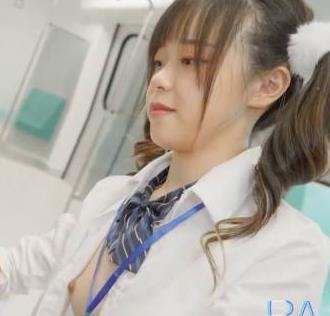 麻豆剧情女神(尤莉)地铁佳作