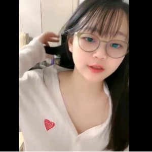 韩国黄金比例身材尤物Chocoletmikk多人运动视频1V1.1G