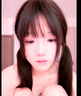 反差学生罗L秋秋:高能录屏资源,7V-1.6G视频大小,某处下水道自拍