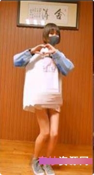 抖音网红钰儿舍得妹：边跳边脱视频大放送