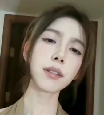 小花每日大赛视频合集,80v+1g,百度盘免费下载