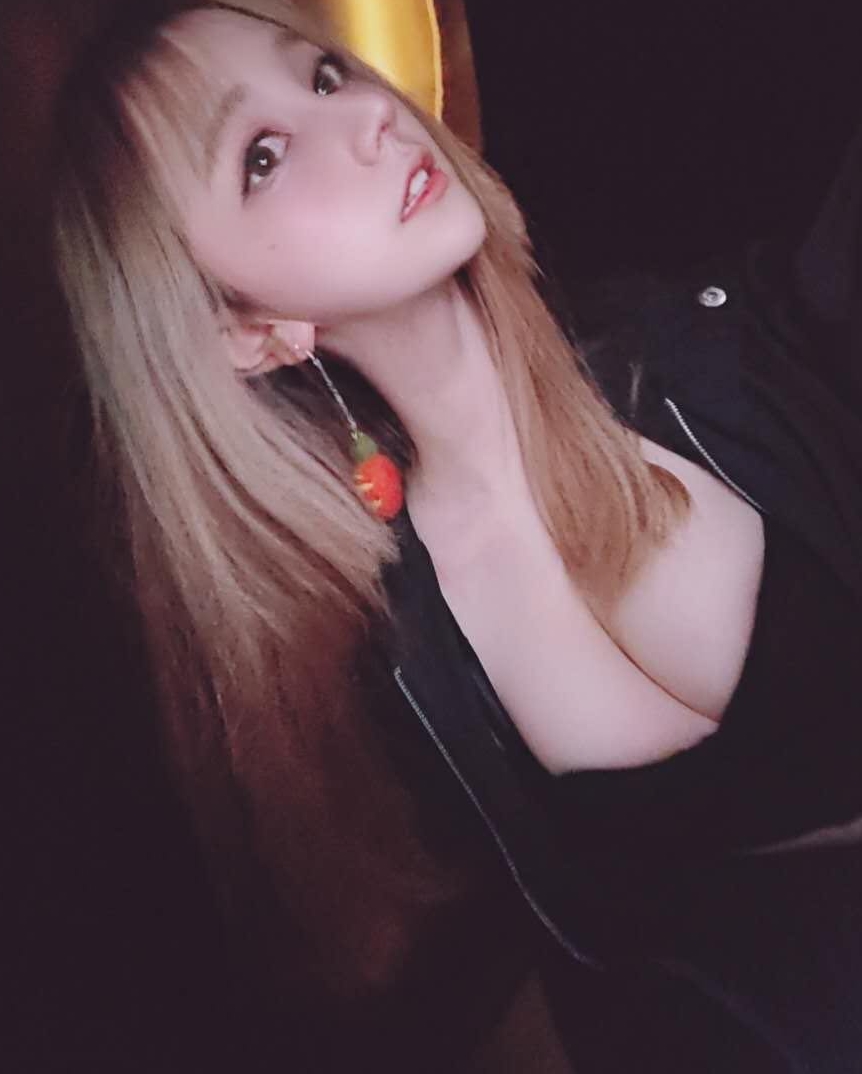 童颜大罩杯miko:百度互动定制,收藏狂潮引爆