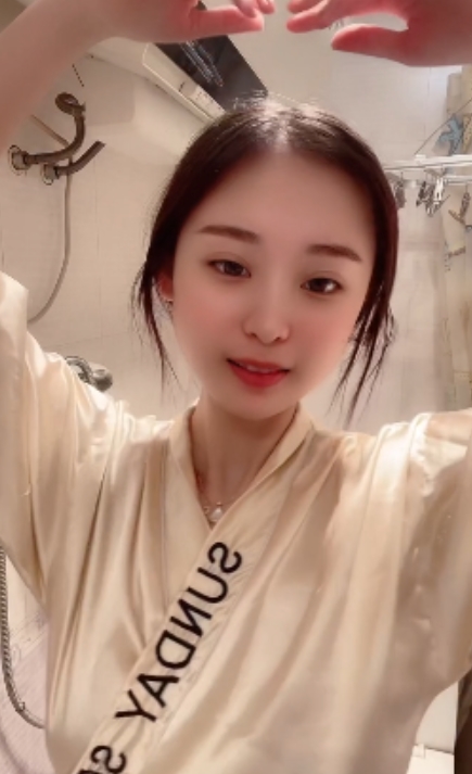 快手热舞王子:男王定制抖馒头热舞33视频1.49g,百度收藏115