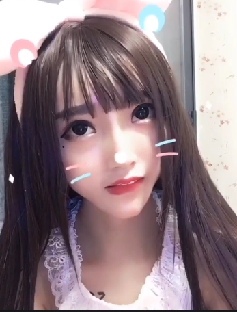 凤凰雅宝:直播唱将的独特魅力42部视频合集