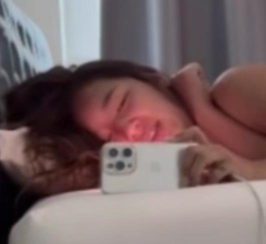 优质抖音shao+fu+zi+pai合集1V685M，家中拍摄，离婚风波引关注