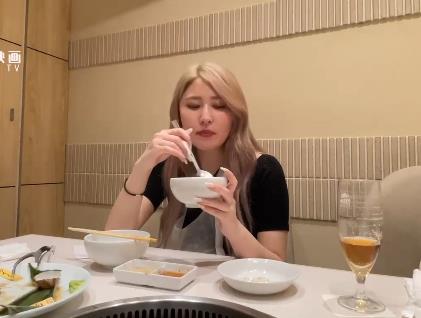 自拍大学班花实录1V1.2G,校花回忆,时长35分钟