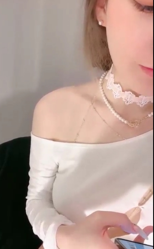 高颜值网红美妙境界脸短合集41V306G，自行打包，短视频百度盘