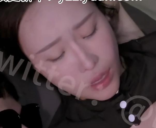 优质公鸡俱乐部艾悠专场2V3.5G,魅力自拍