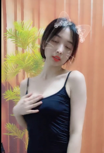 花椒小雨檬热舞福利合集49部8.39G，漏的都没有露脸