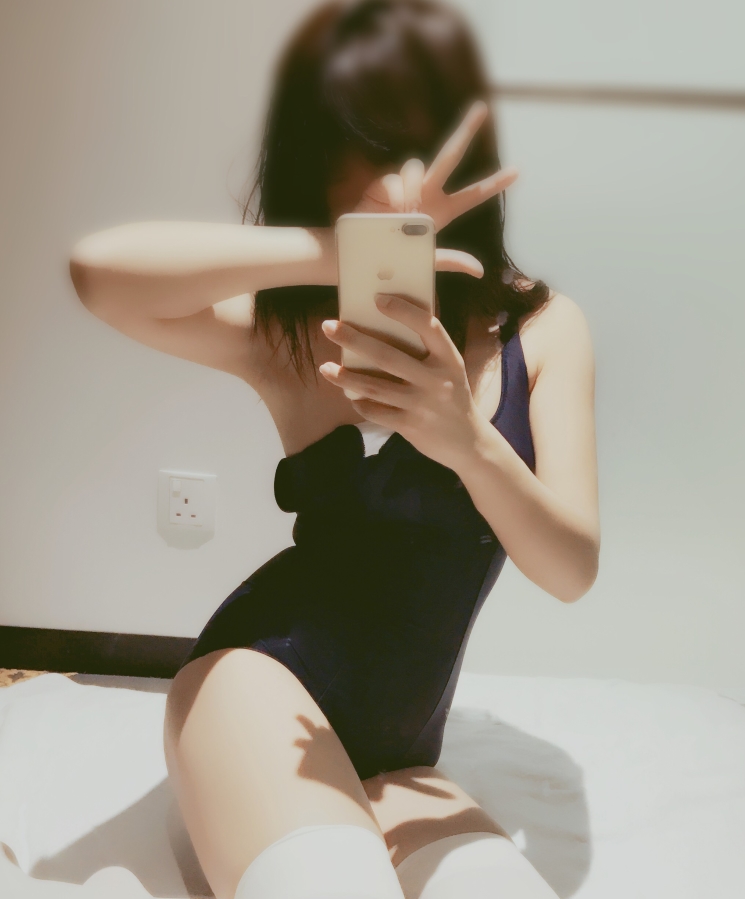 微博YeYe液液酱41套视频合集5.73G补充收藏39