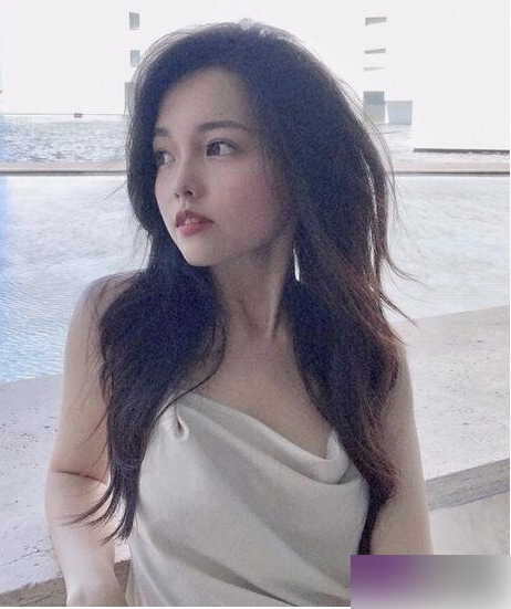 推特李天宜反差留学生作品150张150MB太撩人