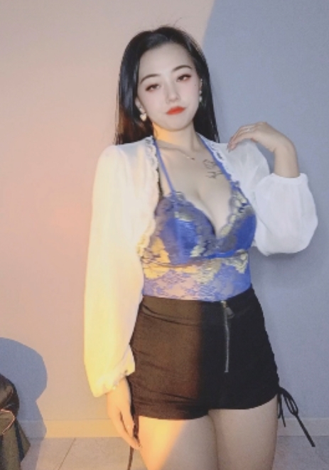 快手刘貂蝉定制抖舞61V4.46G翘臀摇晃