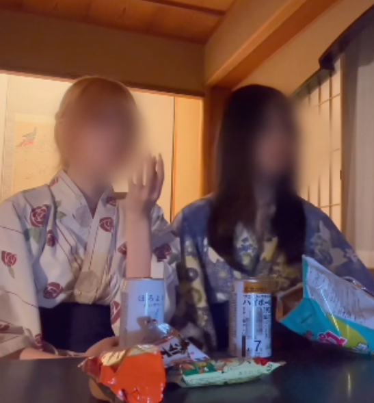 OnlyFanslilyxoxoles百合情侣限定片30部19.3G珍藏版