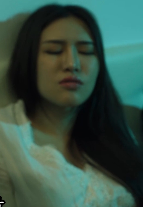 合集51v太迷人了32.6g艾熙劲爆推特丰满珍藏