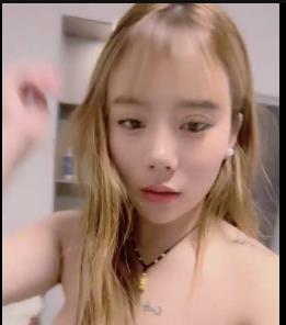 街拍欣欣月儿收银实录13部5.6G真实视角