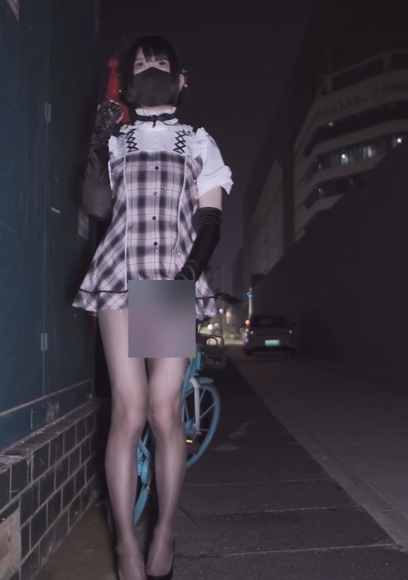 小蓝鸟曦曦伪娘自拍1V248MB珠圆玉润