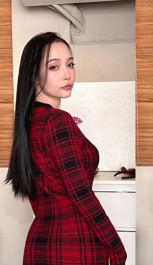 孙禾颐推特私拍合集23G完整版顶级女神