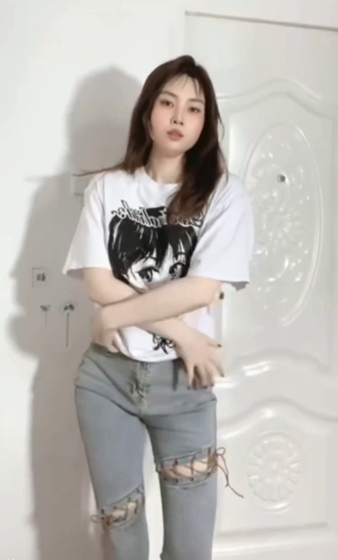 热辣暖暖甜子兔哟抖音6v1.77g合集