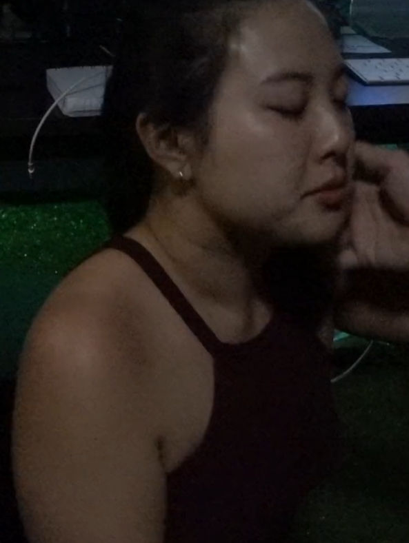 推特Sukisukigirl私拍合集88部50G丰满风情