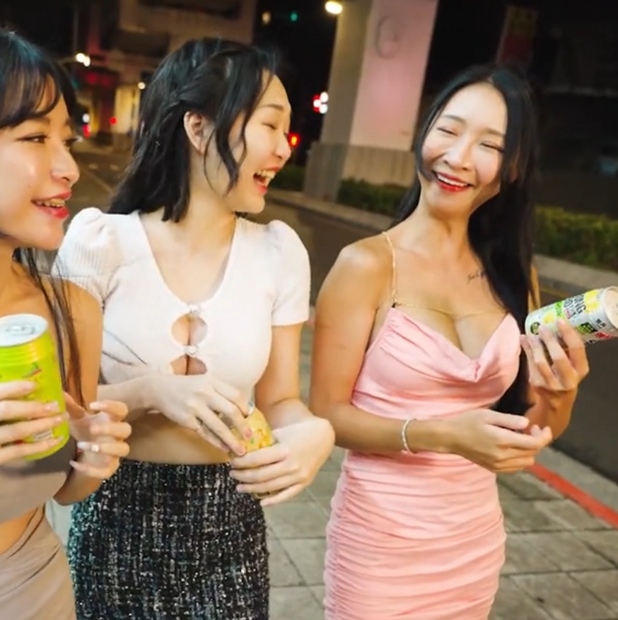 优质89.7G魏乔安推特私密视频76部