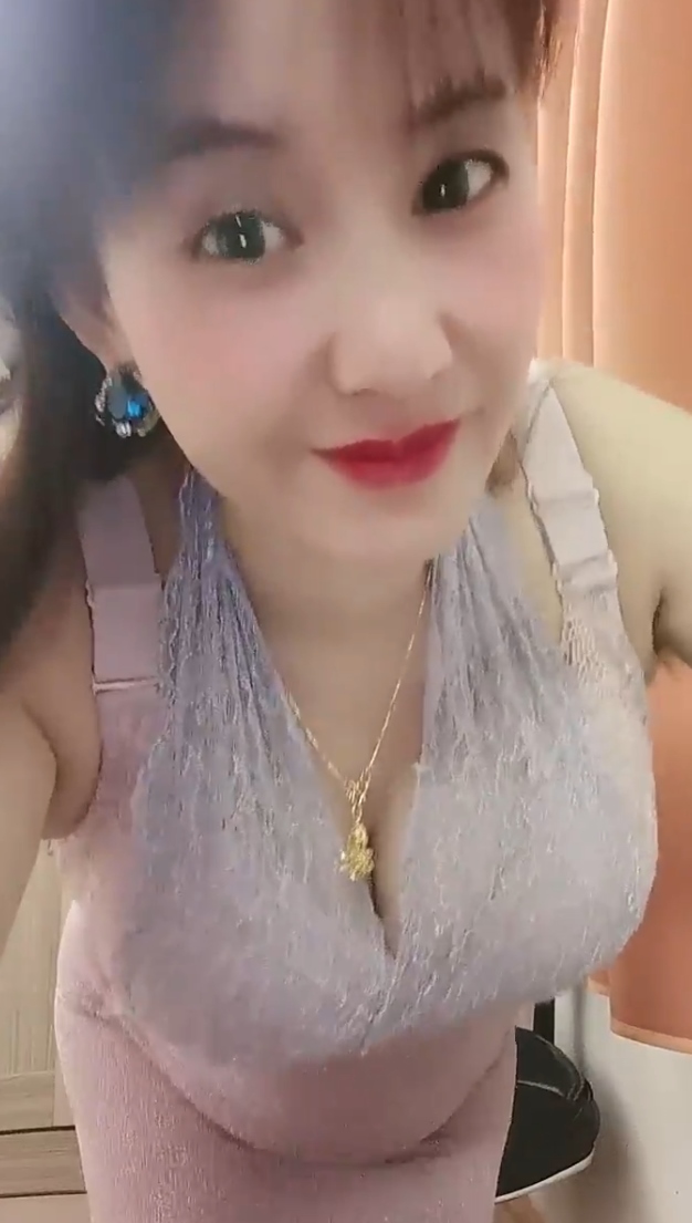 盛婷浴室摇摇乐合集88V50G蜜桃熟透了