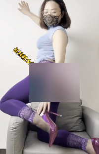 快手敏媚姨空档丝袜5V112mb火力全开