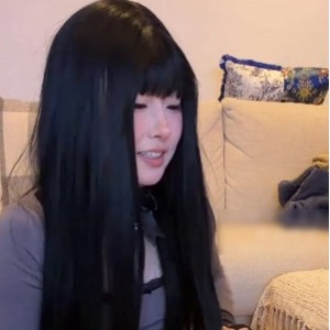 1.02GB推特薯片游戏反差阿黑颜合集5部太诱人了